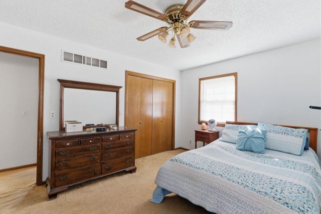 5743 N Charles St, Wichita, KS 67204