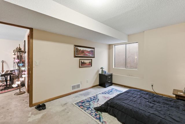 5743 N Charles St, Wichita, KS 67204