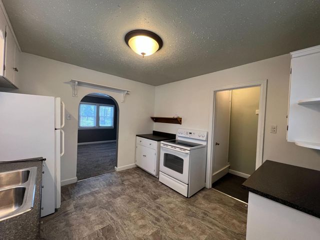 3621 1st Avenue, Hibbing, MN 55746