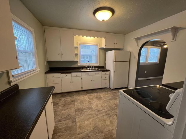 3621 1st Avenue, Hibbing, MN 55746