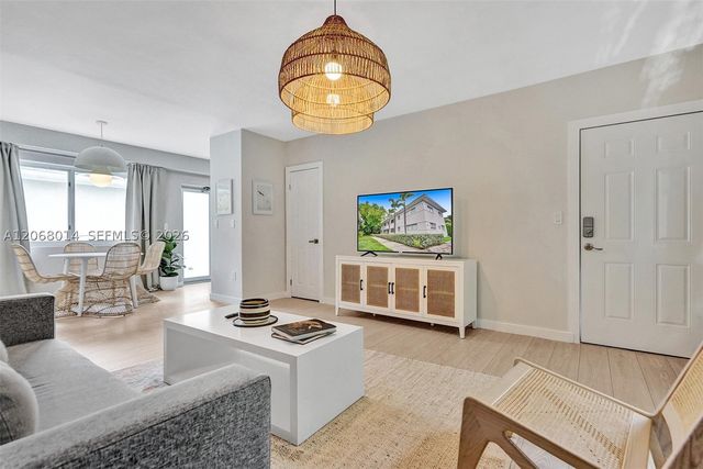 1415 16th St 2, Miami Beach, FL 33139