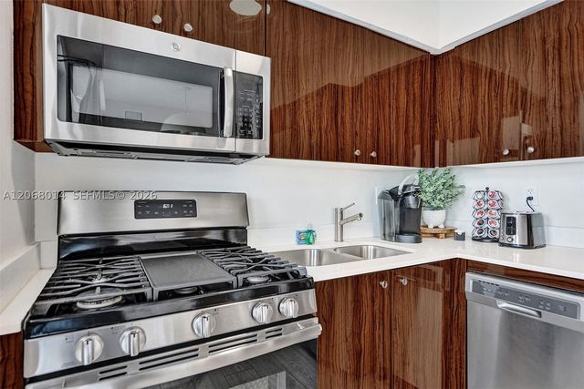 1415 16th St 2, Miami Beach, FL 33139