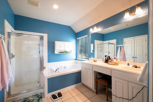 232 Village Commons BLVD, Georgetown, TX 78633