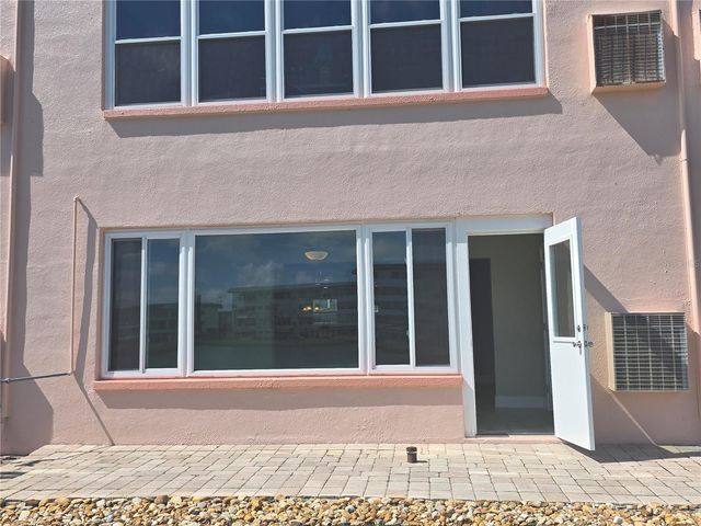6025 SHORE BOULEVARD S 105, Gulfport, FL 33707