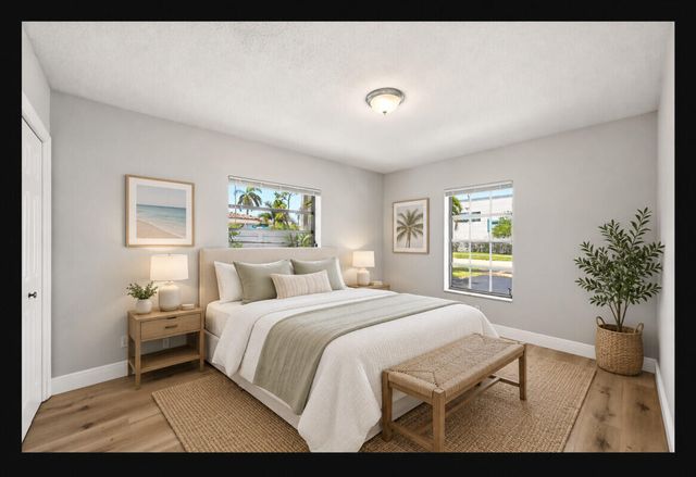 8 NE 9th Avenue, Deerfield Beach, FL 33441