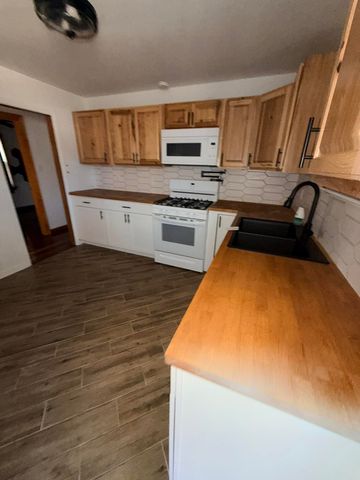 300 S Grand Boulevard, Gary, IN 46403