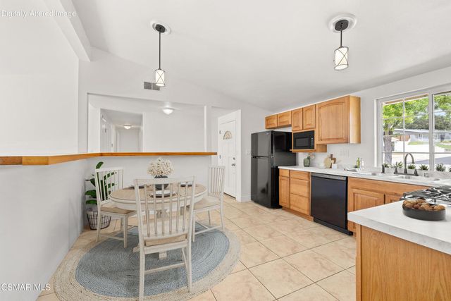 1005 Sheffield Place, Thousand Oaks, CA 91360