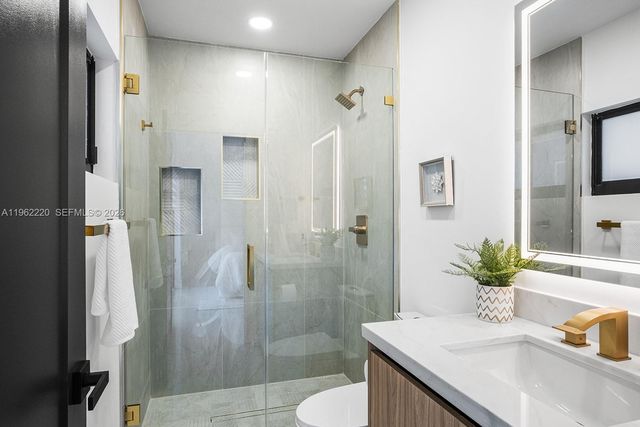 12330 SW 195th Ter, Miami, FL 33177