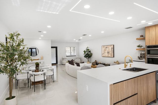 12330 SW 195th Ter, Miami, FL 33177