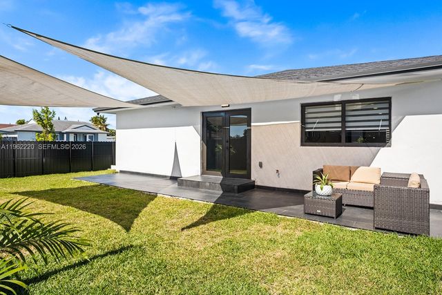 12330 SW 195th Ter, Miami, FL 33177