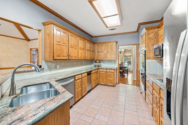 4205 Brookhollow Drive, Colleyville, TX 76034