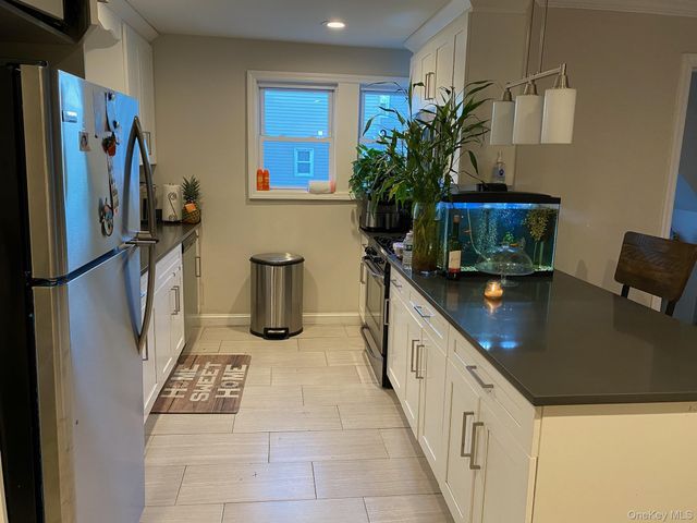 7 1st Avenue Lower, East Rockaway, NY 11518
