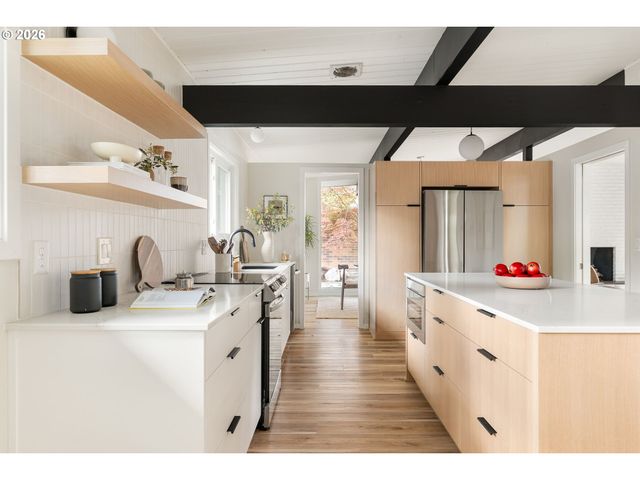 7125 Sw 105TH Ave, Beaverton, OR 97008