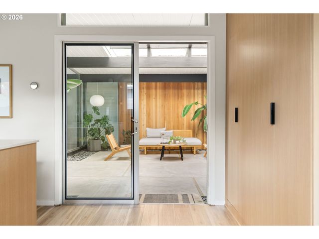 7125 Sw 105TH Ave, Beaverton, OR 97008