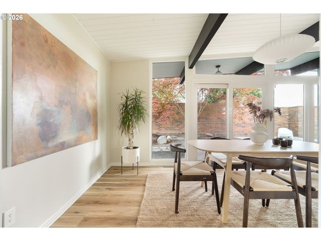 7125 Sw 105TH Ave, Beaverton, OR 97008