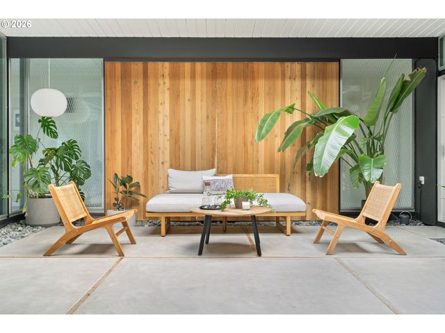 7125 Sw 105TH Ave, Beaverton, OR 97008