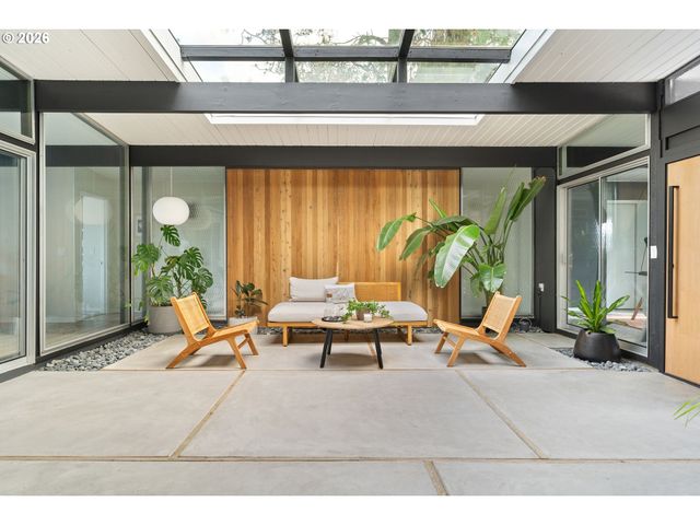 7125 Sw 105TH Ave, Beaverton, OR 97008