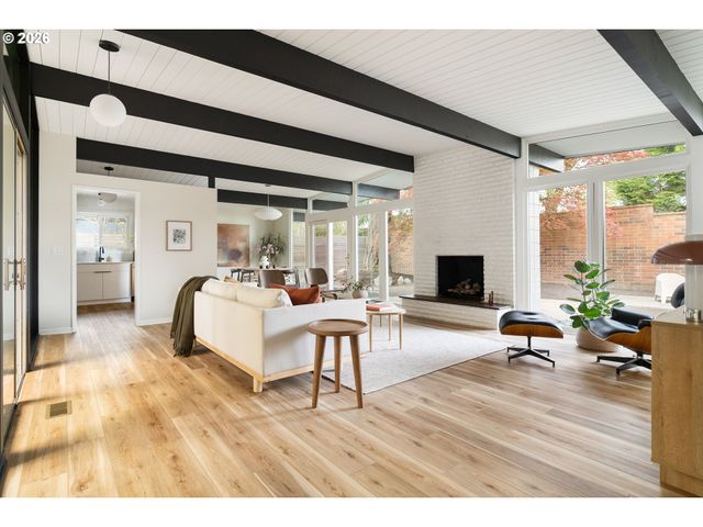 7125 Sw 105TH Ave, Beaverton, OR 97008