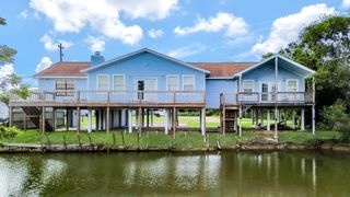 1615 Railroad Street, Dickinson, TX 77539