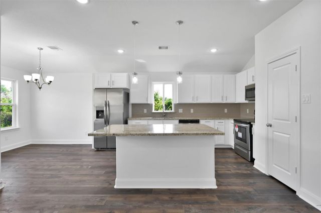 1053 Road 5740, Cleveland, TX 77327