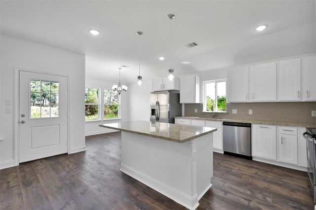 1053 Road 5740, Cleveland, TX 77327