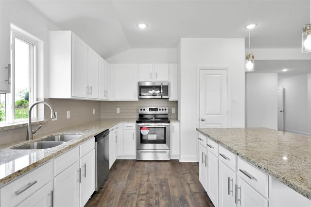1053 Road 5740, Cleveland, TX 77327