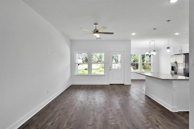 1053 Road 5740, Cleveland, TX 77327