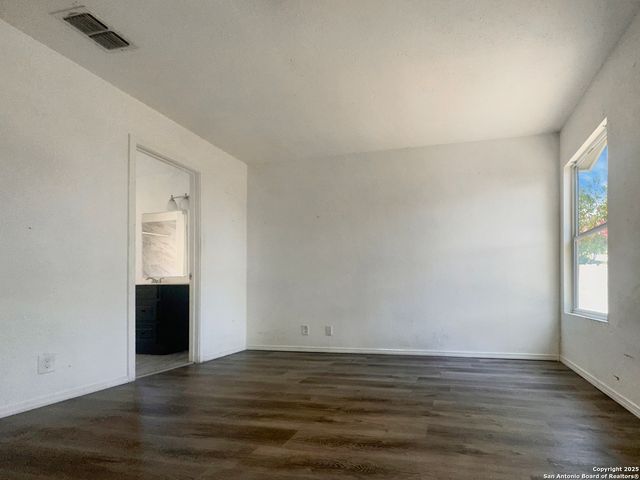 5746 Spring Sun, San Antonio, TX 78244