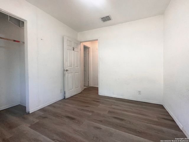 5746 Spring Sun, San Antonio, TX 78244