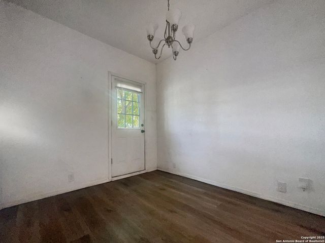 5746 Spring Sun, San Antonio, TX 78244