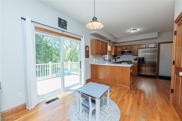390 Southeast Avenue, Tallmadge, OH 44278