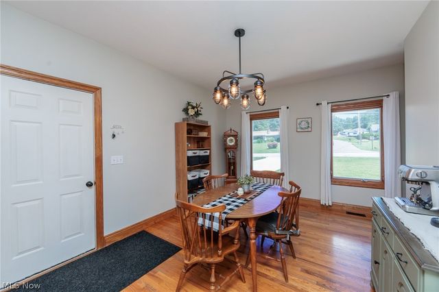 390 Southeast Avenue, Tallmadge, OH 44278