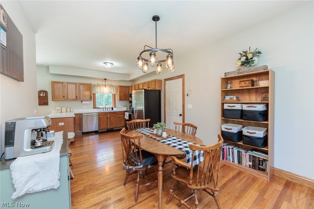 390 Southeast Avenue, Tallmadge, OH 44278