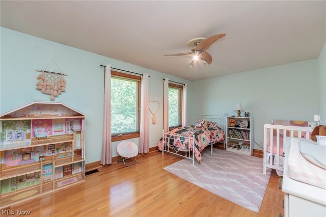 390 Southeast Avenue, Tallmadge, OH 44278