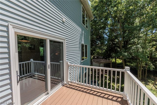 390 Southeast Avenue, Tallmadge, OH 44278