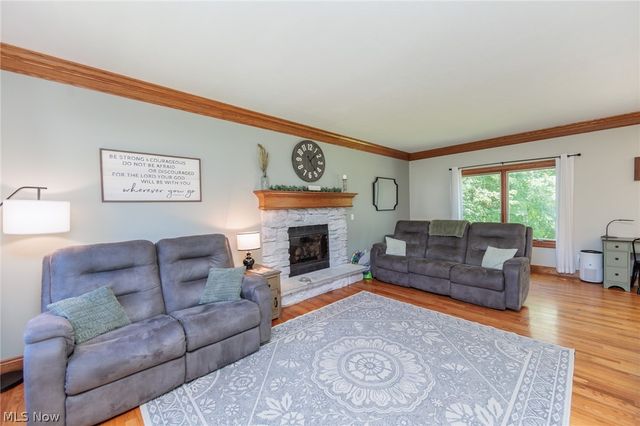 390 Southeast Avenue, Tallmadge, OH 44278