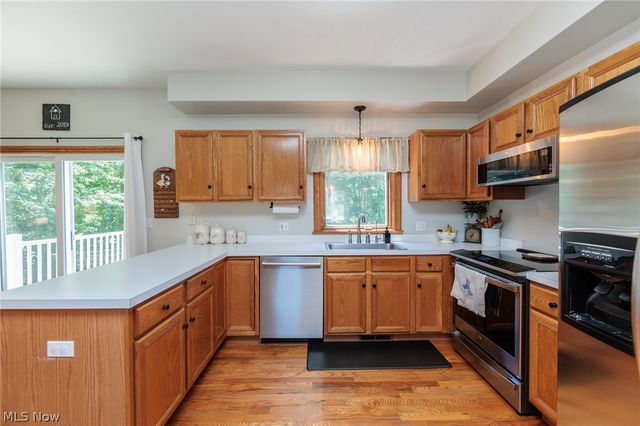 390 Southeast Avenue, Tallmadge, OH 44278