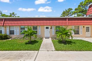 647 Marlboro Oval, Lake Worth, FL 33467