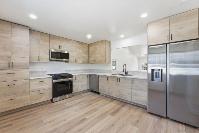 5067 Alumni Pl, San Diego, CA 92115