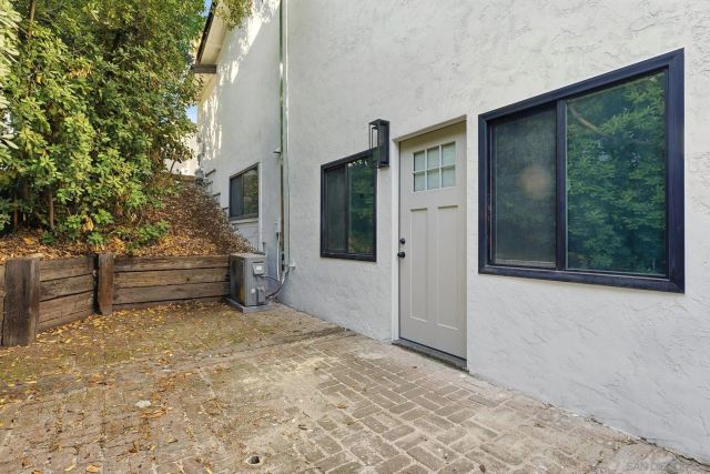 5067 Alumni Pl, San Diego, CA 92115