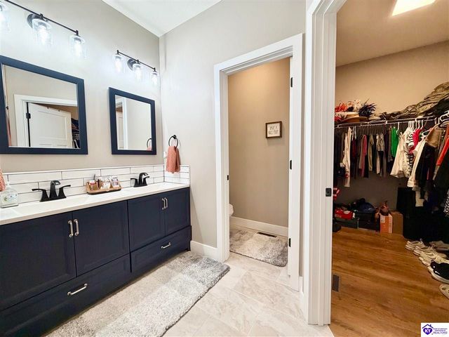 203 Emmaus Circle, Elizabethtown, KY 42701