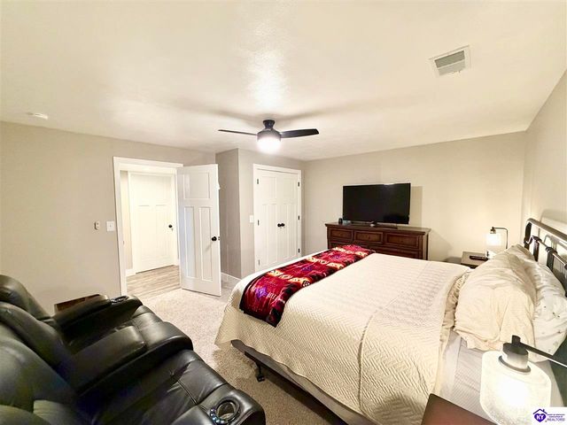 203 Emmaus Circle, Elizabethtown, KY 42701