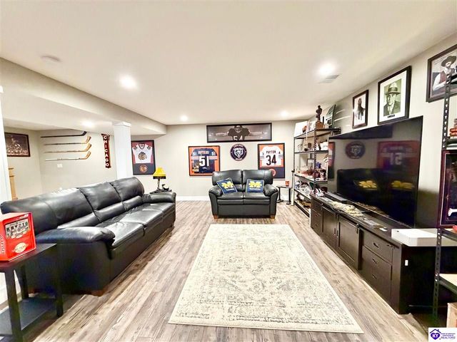 203 Emmaus Circle, Elizabethtown, KY 42701