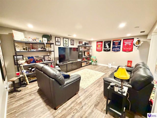203 Emmaus Circle, Elizabethtown, KY 42701