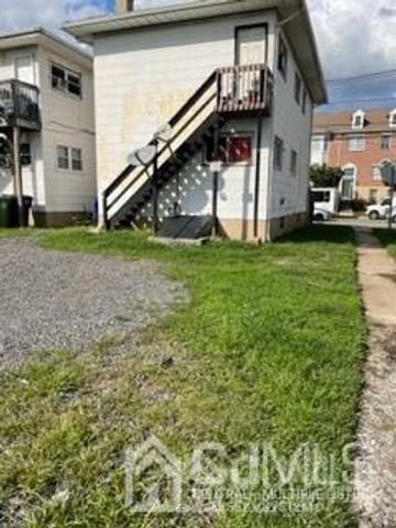 387 Fayette Street 2, Perth Amboy, NJ 08861