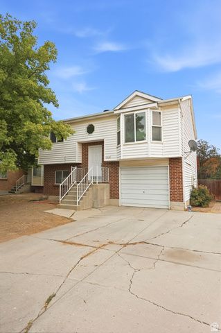 7973 S LINTON DR, West Jordan, UT 84088
