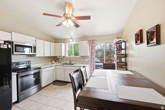 7973 S LINTON DR, West Jordan, UT 84088