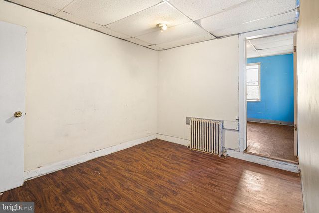 528 DUDLEY ST, Philadelphia, PA 19148