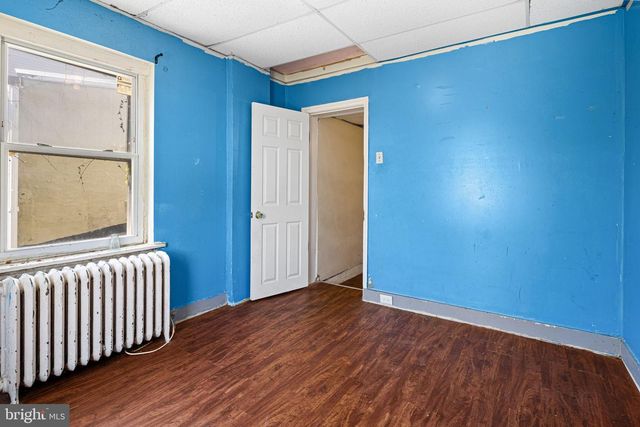 528 DUDLEY ST, Philadelphia, PA 19148