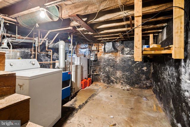 528 DUDLEY ST, Philadelphia, PA 19148